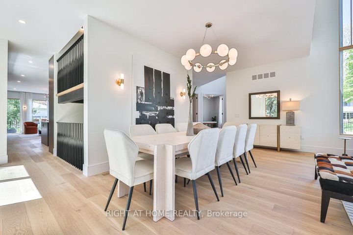 Photo 10 at 920 Calder Road, Clarkson, Mississauga