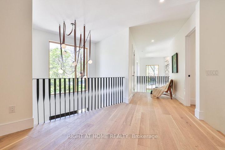 Photo 18 at 920 Calder Road, Clarkson, Mississauga