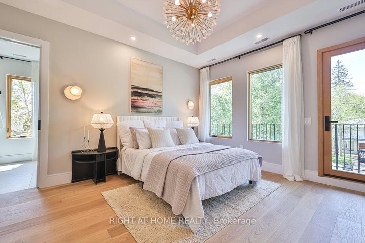 Photo 21 at 920 Calder Road, Clarkson, Mississauga