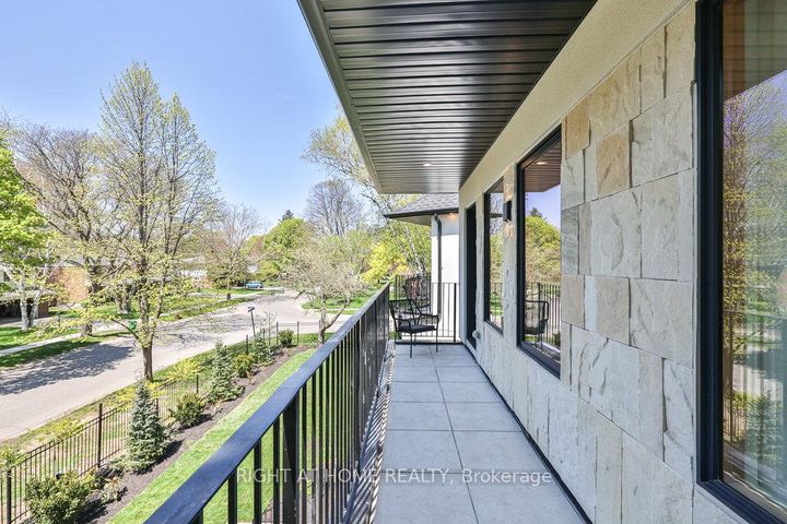 Photo 22 at 920 Calder Road, Clarkson, Mississauga