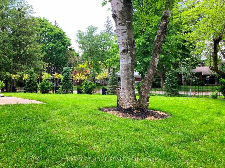 Photo 46 at 920 Calder Road, Clarkson, Mississauga