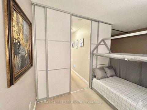 Photo 2 at Uph3 - 1 Avondale Avenue, Willowdale East, Toronto