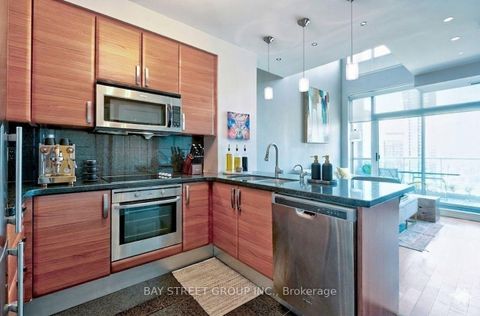 Photo 5 at Uph3 - 1 Avondale Avenue, Willowdale East, Toronto