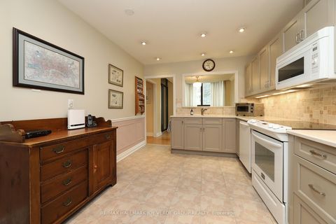 Photo 6 at 101 - 33 Elmhurst Avenue, Westgate, Toronto