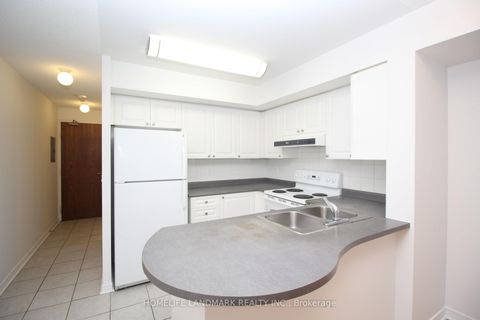 Photo 10 at 708 - 11 Oneida Crescent, Langstaff, Richmond Hill