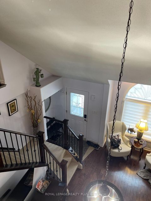 Photo 4 at 12 - 358 Little Avenue, Painswick North, Barrie