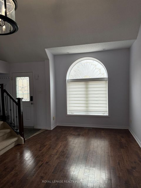 Photo 5 at 12 - 358 Little Avenue, Painswick North, Barrie