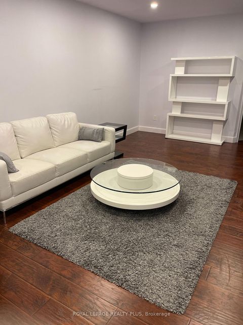 Photo 7 at 12 - 358 Little Avenue, Painswick North, Barrie