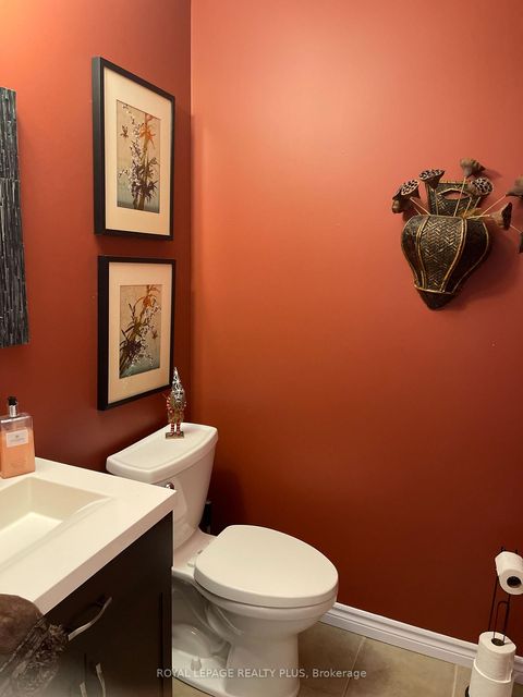 Photo 11 at 12 - 358 Little Avenue, Painswick North, Barrie