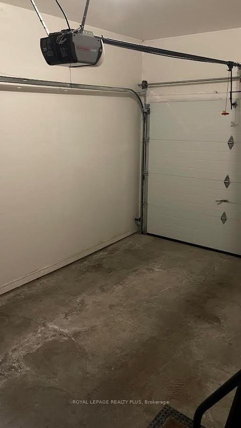 Photo 19 at 12 - 358 Little Avenue, Painswick North, Barrie