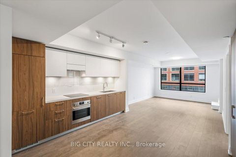 Photo 3 at 305 - 33 Frederick Todd Way, Leaside, Toronto