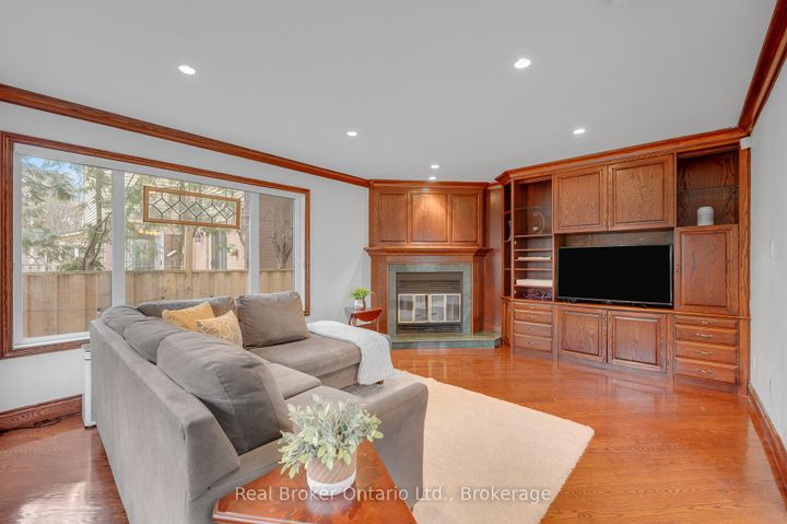 Photo 21 at 6366 Miller's Grove, Meadowvale, Mississauga