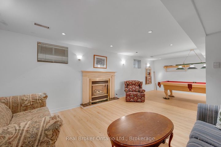 Photo 40 at 6366 Miller's Grove, Meadowvale, Mississauga