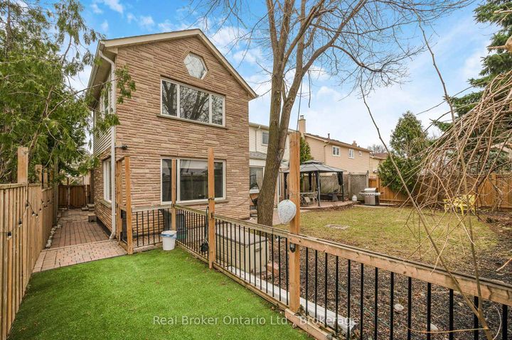 Photo 45 at 6366 Miller's Grove, Meadowvale, Mississauga