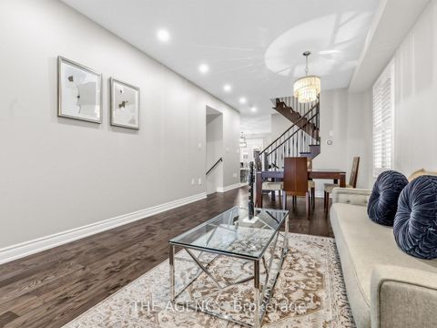 Photo 3 at 22 Andreeta Drive, Kleinburg, Vaughan