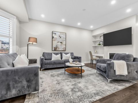 Photo 9 at 22 Andreeta Drive, Kleinburg, Vaughan