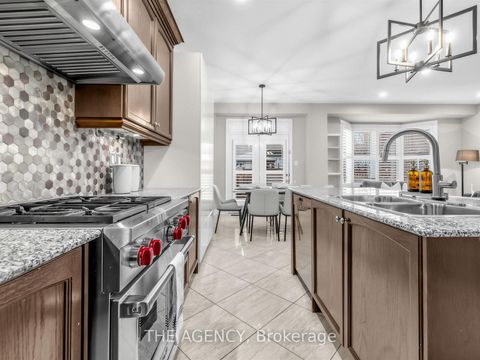 Photo 14 at 22 Andreeta Drive, Kleinburg, Vaughan