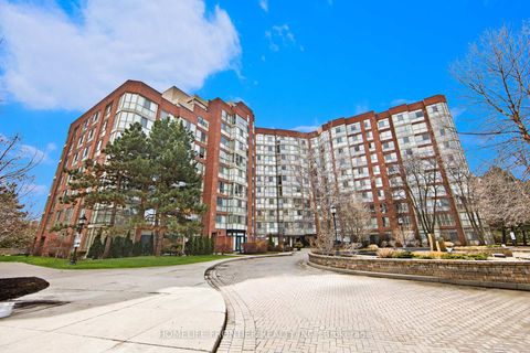 Photo 1 at 440 - 22 Southport Street, Swansea, Toronto