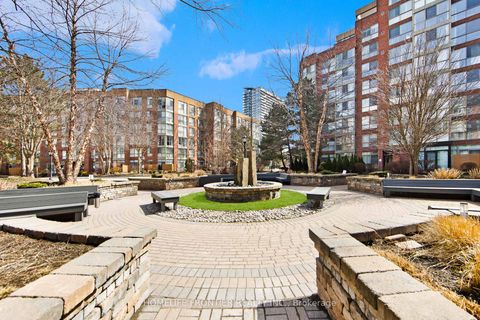 Photo 2 at 440 - 22 Southport Street, Swansea, Toronto