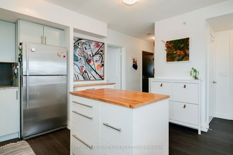 Photo 6 at 611 - 3520 Danforth Avenue, Oakridge, Toronto