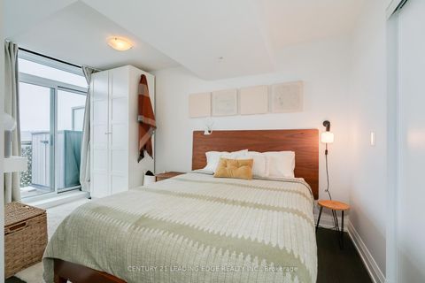 Photo 12 at 611 - 3520 Danforth Avenue, Oakridge, Toronto