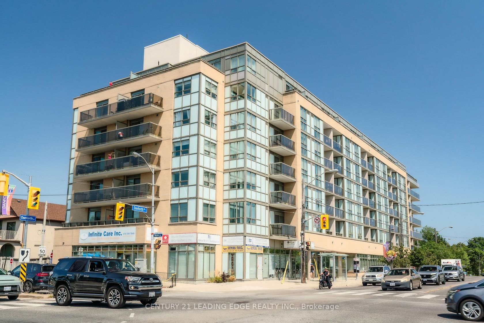 611 - 3520 Danforth Avenue, Oakridge, Toronto by Loree Meneguzzi Real Estate 611 - 3520 Danforth Avenue, Oakridge, Toronto