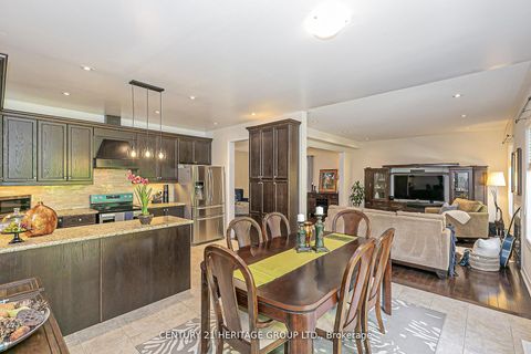 Photo 14 at 44 Madison Avenue, Oak Ridges, Richmond Hill