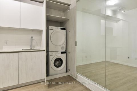 Photo 25 at 515 - 8 WIDMER Street, Waterfront Communities C1, Toronto