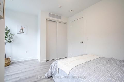 Photo 19 at 27 - 3079 Pharmacy Avenue, L'Amoreaux, Toronto