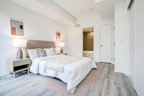 Photo 23 at 27 - 3079 Pharmacy Avenue, L'Amoreaux, Toronto