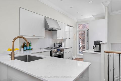 Photo 6 at 23 East York Avenue, Broadview North, Toronto