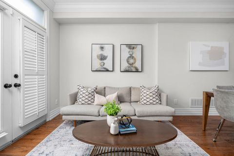 Photo 14 at 23 East York Avenue, Broadview North, Toronto