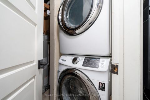 Photo 41 at 23 East York Avenue, Broadview North, Toronto