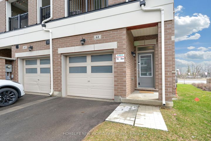 Photo 5 at 61 Carneros Way, Box Grove, Markham