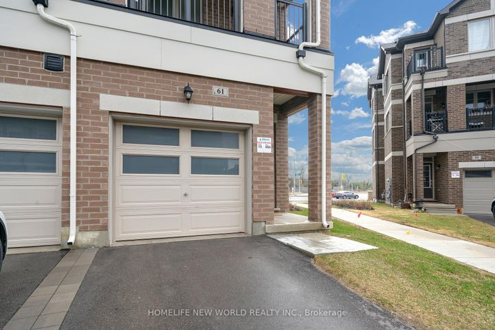 Photo 7 at 61 Carneros Way, Box Grove, Markham