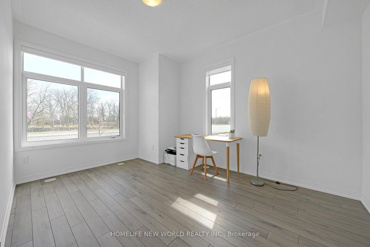 Photo 10 at 61 Carneros Way, Box Grove, Markham