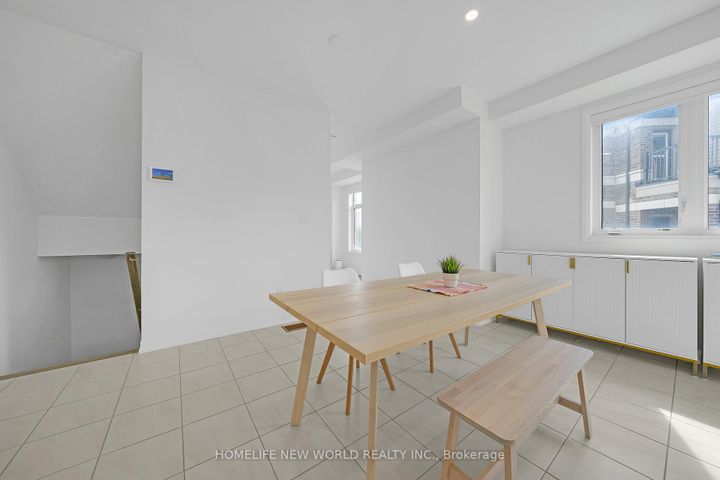 Photo 21 at 61 Carneros Way, Box Grove, Markham