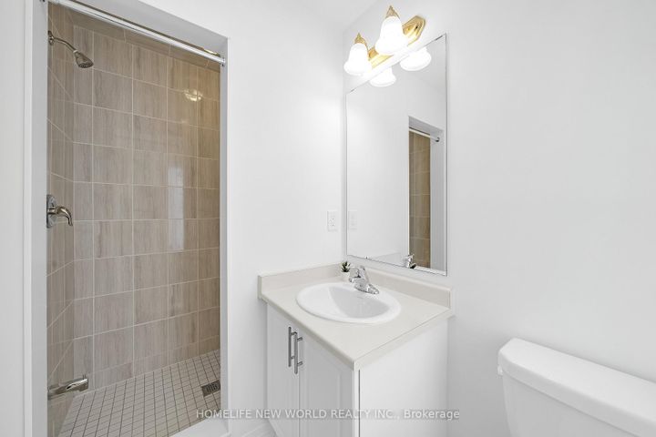 Photo 34 at 61 Carneros Way, Box Grove, Markham
