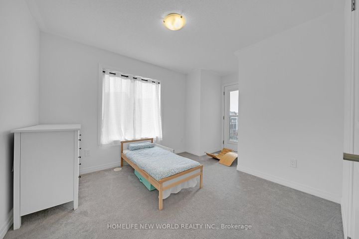 Photo 38 at 61 Carneros Way, Box Grove, Markham