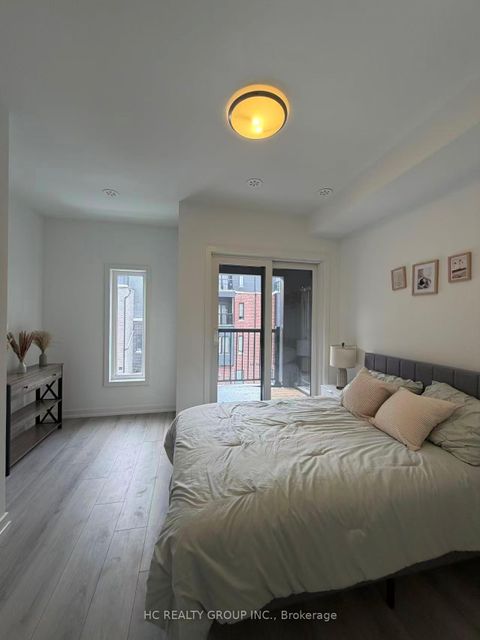 Photo 5 at 23 Calamint Lane, L'Amoreaux, Toronto