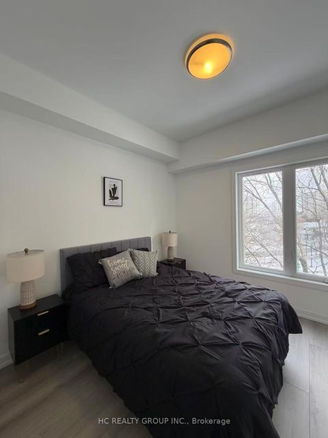 Photo 7 at 23 Calamint Lane, L'Amoreaux, Toronto