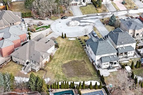 Photo 3 at 191 Marsi Road, North Richvale, Richmond Hill