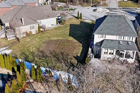 Photo 10 at 191 Marsi Road, North Richvale, Richmond Hill