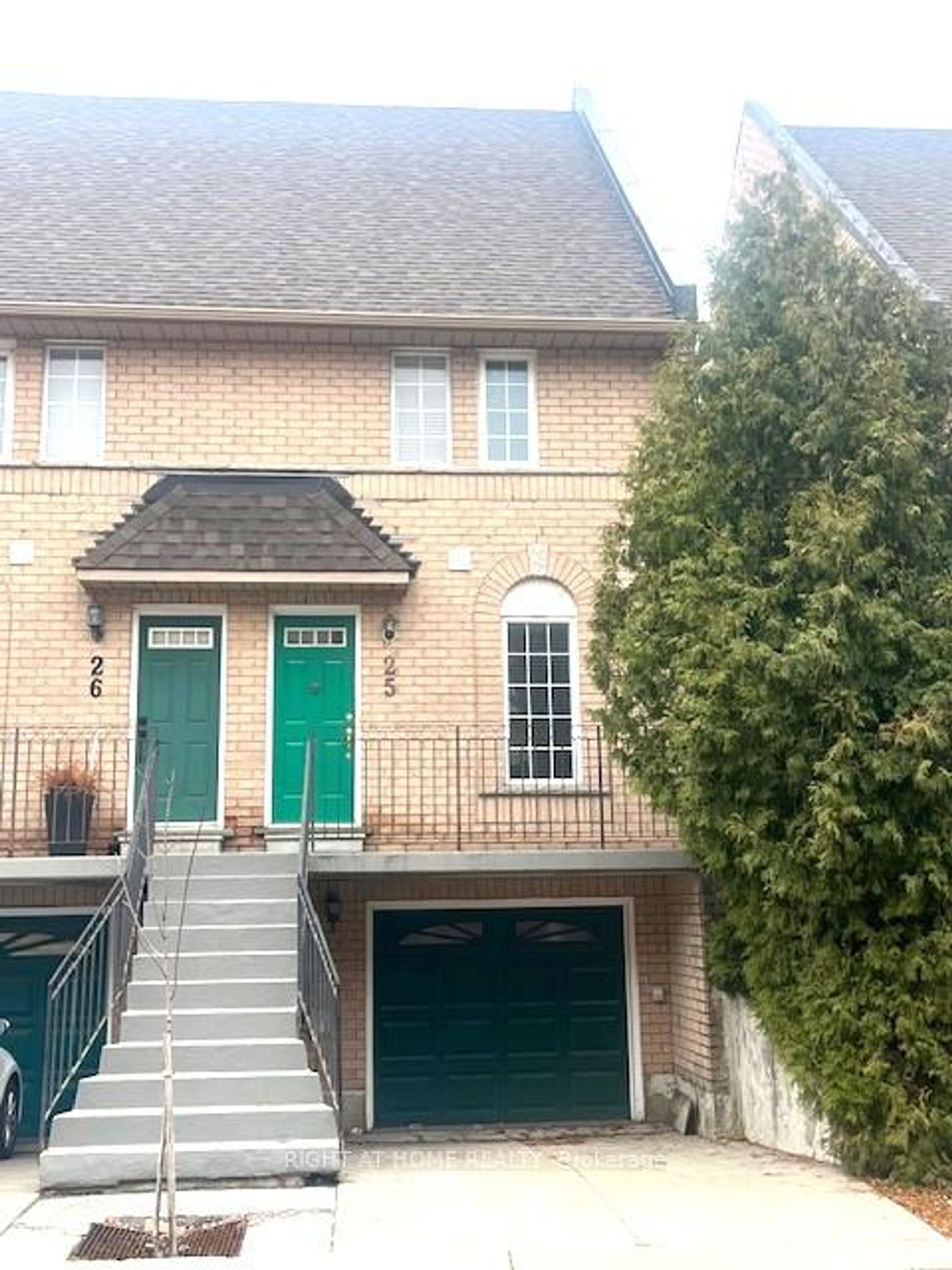 25 - 80 Strathaven Drive, Hurontario, Mississauga 