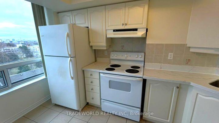 Photo 6 at 708 - 8 Rean Drive, Bayview Village, Toronto