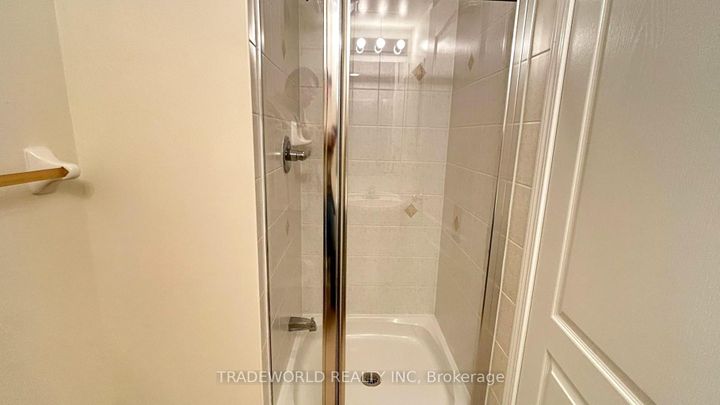 Photo 15 at 708 - 8 Rean Drive, Bayview Village, Toronto