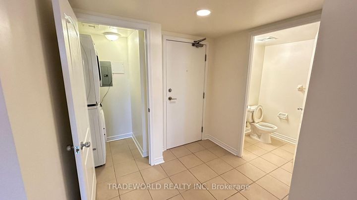 Photo 17 at 708 - 8 Rean Drive, Bayview Village, Toronto