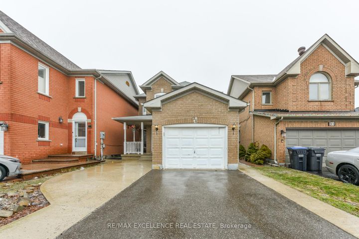 Photo 2 at 33 Wildberry Crescent, Wellington, Brampton