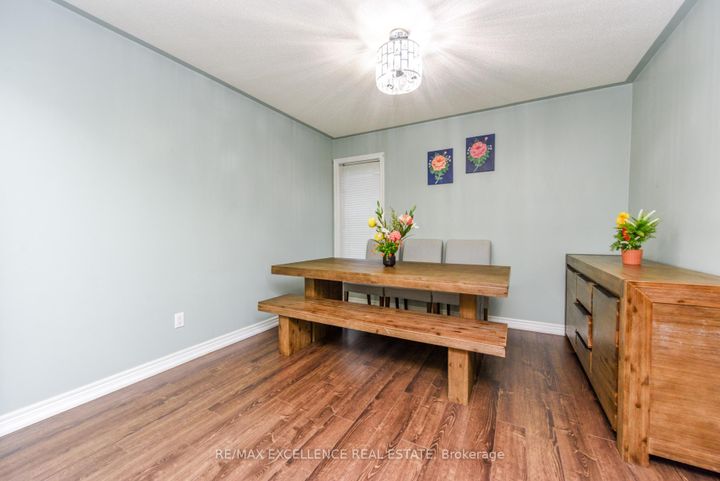 Photo 9 at 33 Wildberry Crescent, Wellington, Brampton