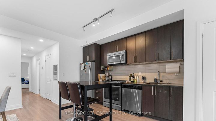 Photo 8 at 31 - 780 Sheppard Avenue E, Bayview Village, Toronto